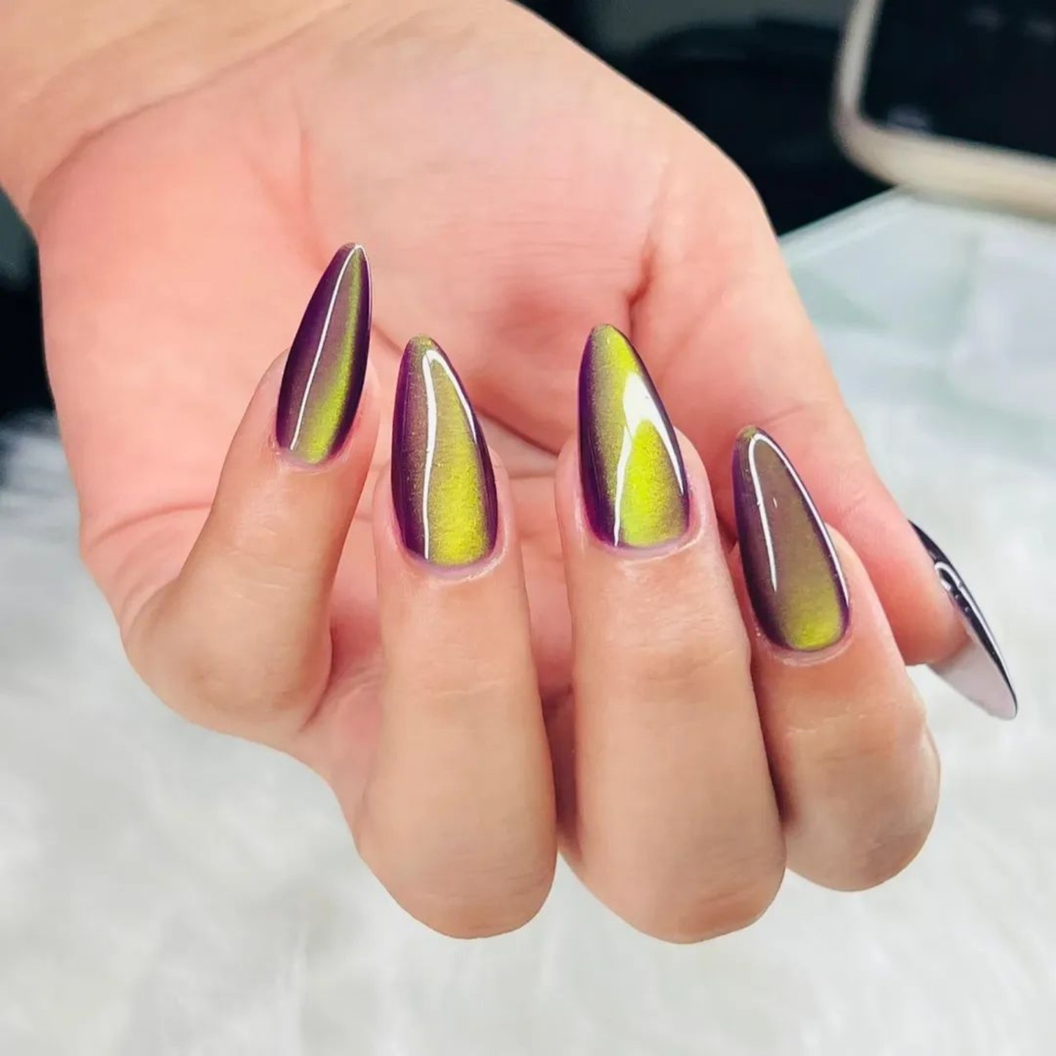 Diseño de uñas elegante